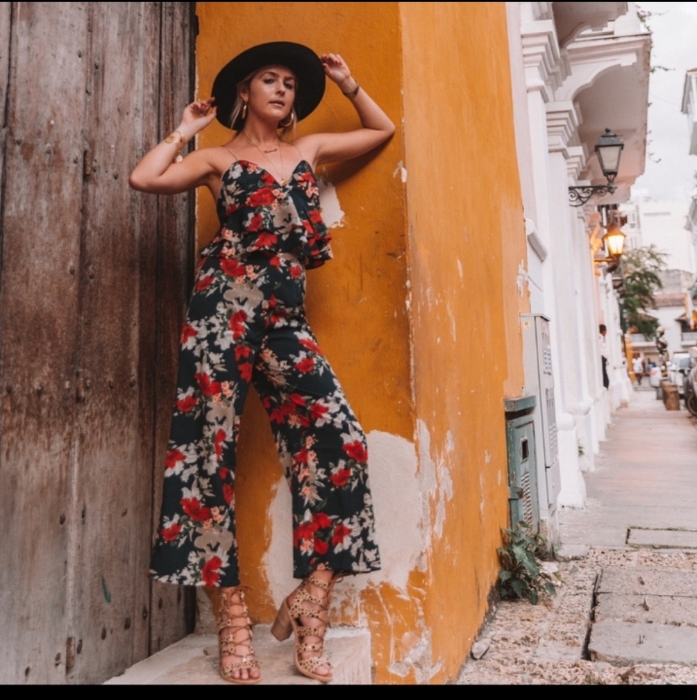 Floral two piece set ruffle